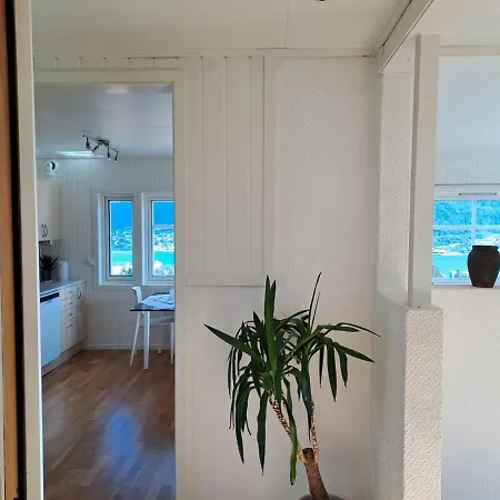 Lejlighed Warm And Cozy With Panoramic View Above The Center