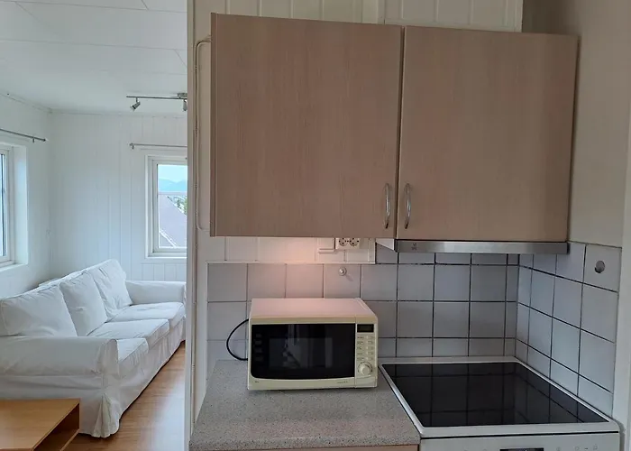 Warm And Cozy With Panoramic View Above The Center * Тромсё